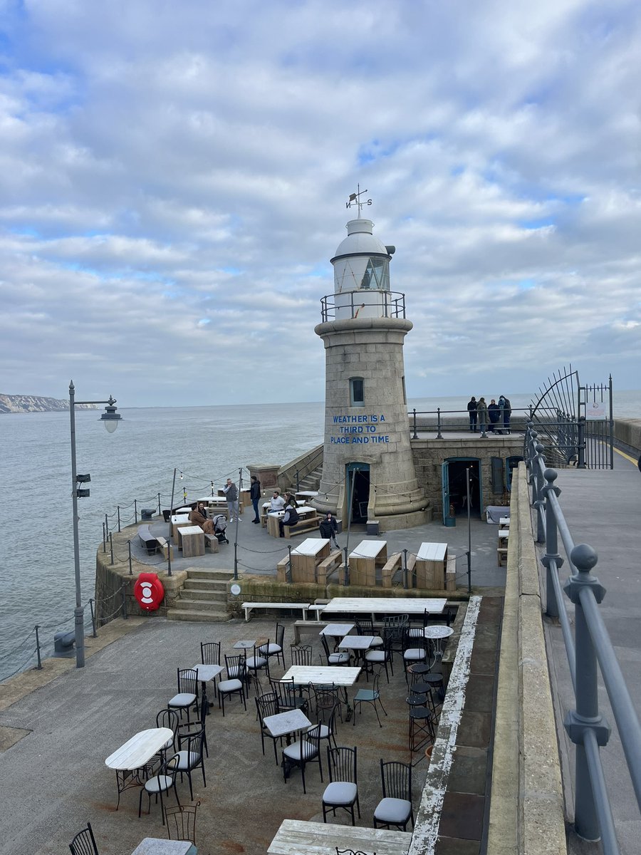 rusty_buckles's tweet photo. @yngvlgrn at this charming little lighthouse cafe/champagne bar in Folkestone otherwise I’d happily pop in for a cup of tea and some cleaning 🧼 https://t.co/LReu0erB5W
