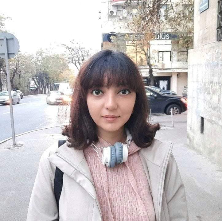 ArzuSayadoglu's tweet photo. Əvəz Zeynallının, gənc media işçisi Elnarə Qasımovanın, siyasi fəal Elbəyi Kərimlinin və sosial media fəalı Ruslan Vahabovun həbslərinini qətiyyətlə pisləyir və bütün siyasi-vicdan-dini məhbusların, günahsız adamların sərbəst buraxılmasını tələb edirik.
Qanuni dəstəyimiz tamdır. https://t.co/iFLaxRwGfV