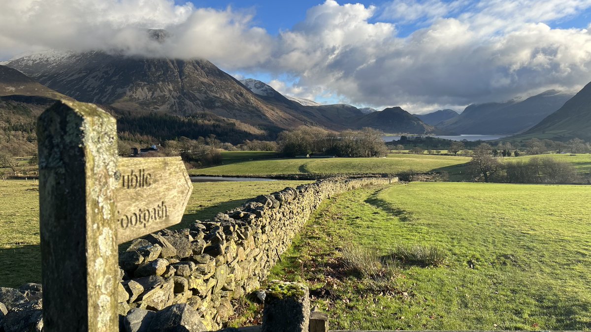 andrewswalks's tweet photo. Tempting path today #Cumbria https://t.co/Fg1V2M6Lnl