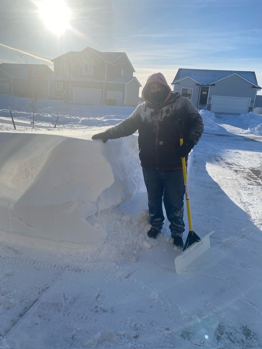 ProffesorAzure's tweet photo. Send help I may be buried by morning
#fucksnow https://t.co/z9iwqMbK6i