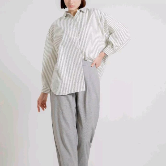 hellaw_na's tweet photo. Rekomendasi Blouse/Kemeja Wanita https://t.co/5yumNOpMrb
