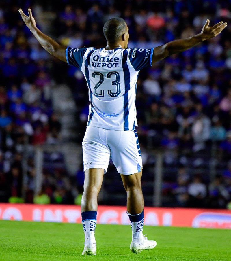 salorondon23's tweet photo. 2️⃣3️⃣

🦍 https://t.co/crtC6QvXb0