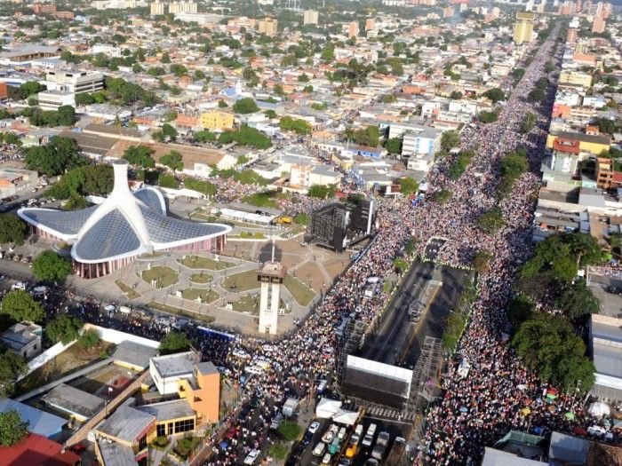 andresricardo85's tweet photo. ¡Impresionante! #DivinaPastora https://t.co/nw0tkKuplr