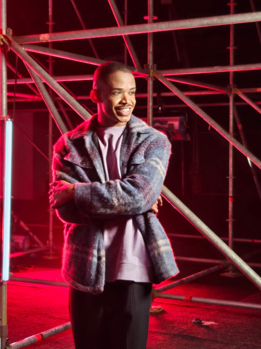 Tonight is the night !!! 
<a href="/XFactorMalta/">X Factor Malta</a> live shows!!! 

Namibia wish me luck