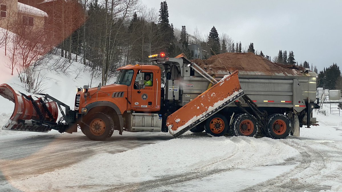 UDOT Cottonwood Canyons tweet media