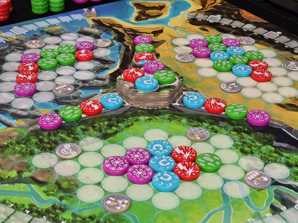 drewstees's tweet image. 🎲 Stop by Nick Nack's Full Frontal Attack in Hershey for a demo of Neotopia, running today until 3pm! 🎲  A new tile placement, pattern building game from Arcane Wonders!

@ArcaneWonders
@NickNacksAttack 
@DexEnvoy