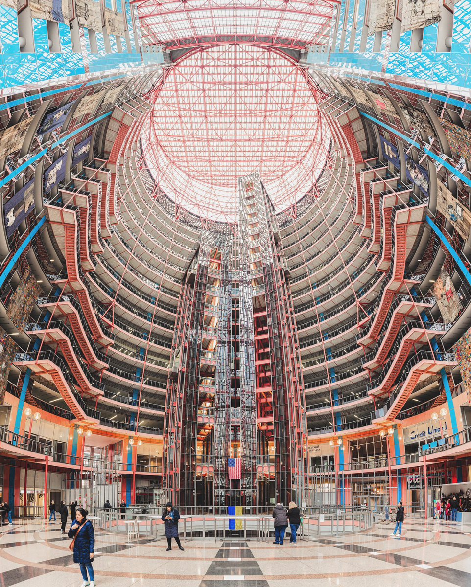 JCrouchPhoto's tweet image. I'm happy I had a chance to visit this place on the last day it was open to the public. It will be saved but the colors are likely to be removed and who knows if Google will ever allow the public inside again. What a strange and beautiful building.