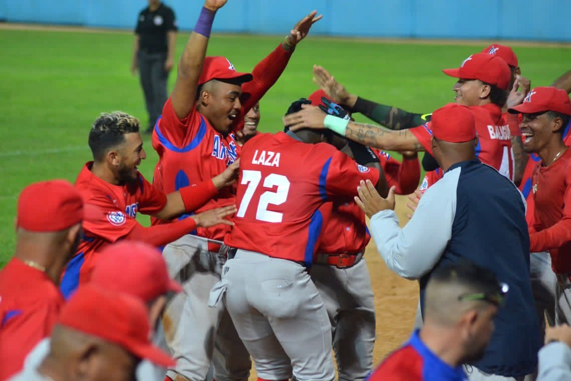 La finalísima de la Liga Élite está pactada entre la joven guerrera Artemisa y el acorazado Matanzas. Difícil hacer pronósticos. Los equipos están bien reforzados. A 62 años del inicio de las Series Nacionales, el béisbol es cultura e identidad de la nación. #Cuba 🇨🇺