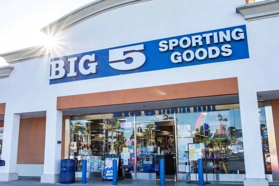 5PointsPlazaHB's tweet photo. Gear up for your fitness resolutions with top-notch sporting goods and activewear at Big 5 Sporting Goods! 🏋️‍♂️🏀 @big5
Direct Store#: (714) 842-1201
https://t.co/9B6ECv37dR https://t.co/HM0OwtUyOv