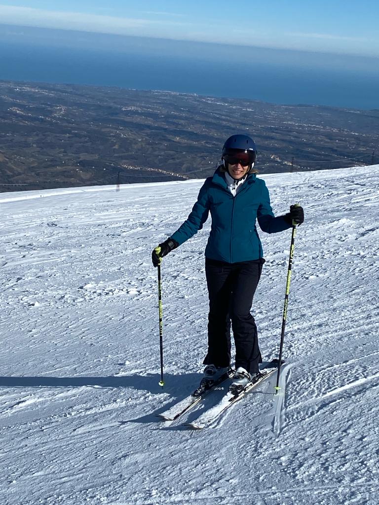 silviapicozzi's tweet photo. Beautiful Ski day at https://t.co/g2UzqP5BRO 

The blue you see in the back is the Adriatic sea (... and the sky above ...). From how many ski resorts in the world you can have such a great and close-up view of the sea ? https://t.co/gezgvMzMCy