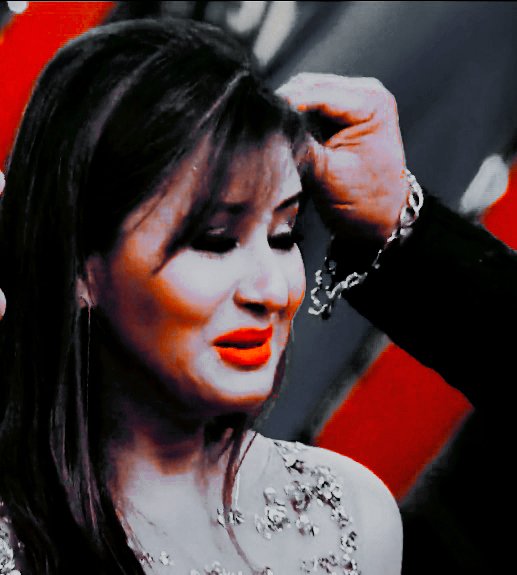 Being_romeli's tweet photo. Those days used to be a big #ShilMan admirer
Salman used to like her honesty and purity in game among all
she was the 1st BB winner whom he kissed to congo on stage after winning announcement
The protectiveness was so overwhelming
6YRS OF BEST BB WINNER SHILPA
#ShilpaShinde #BB11 https://t.co/6sHDY6jXUn
