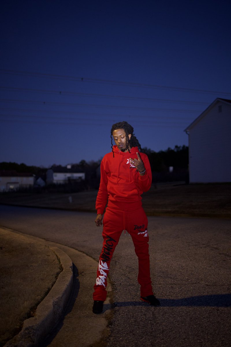 _Zyaann's tweet photo. put this shit on my back taking whatever come wit it 🖤 https://t.co/MwjwTcUoBj