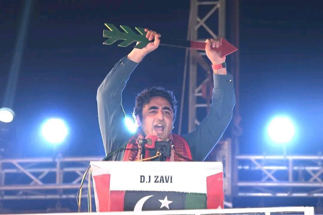 KaleemullahSod4's tweet photo. شیرو کا شکارِئ https://t.co/vJLIownNnD