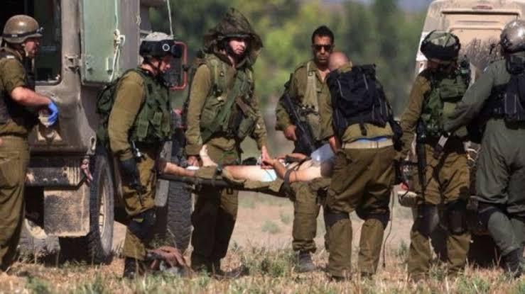 Muhammad_Saewad's tweet photo. Khan Yunis adalah Neraka bagi tentara zionis Israhel. Setiap menit tidak kurang 10 zionis yang tewas mengenaskan.

Akan kami jadikan kepala mereka sebagai target.

Mujahidin Al-Qassam menargetkan kendaraan zionis dan tentara yang menembus kota Khan Yunis, di selatan Jalur Gaza. https://t.co/0MNKFfSeTZ