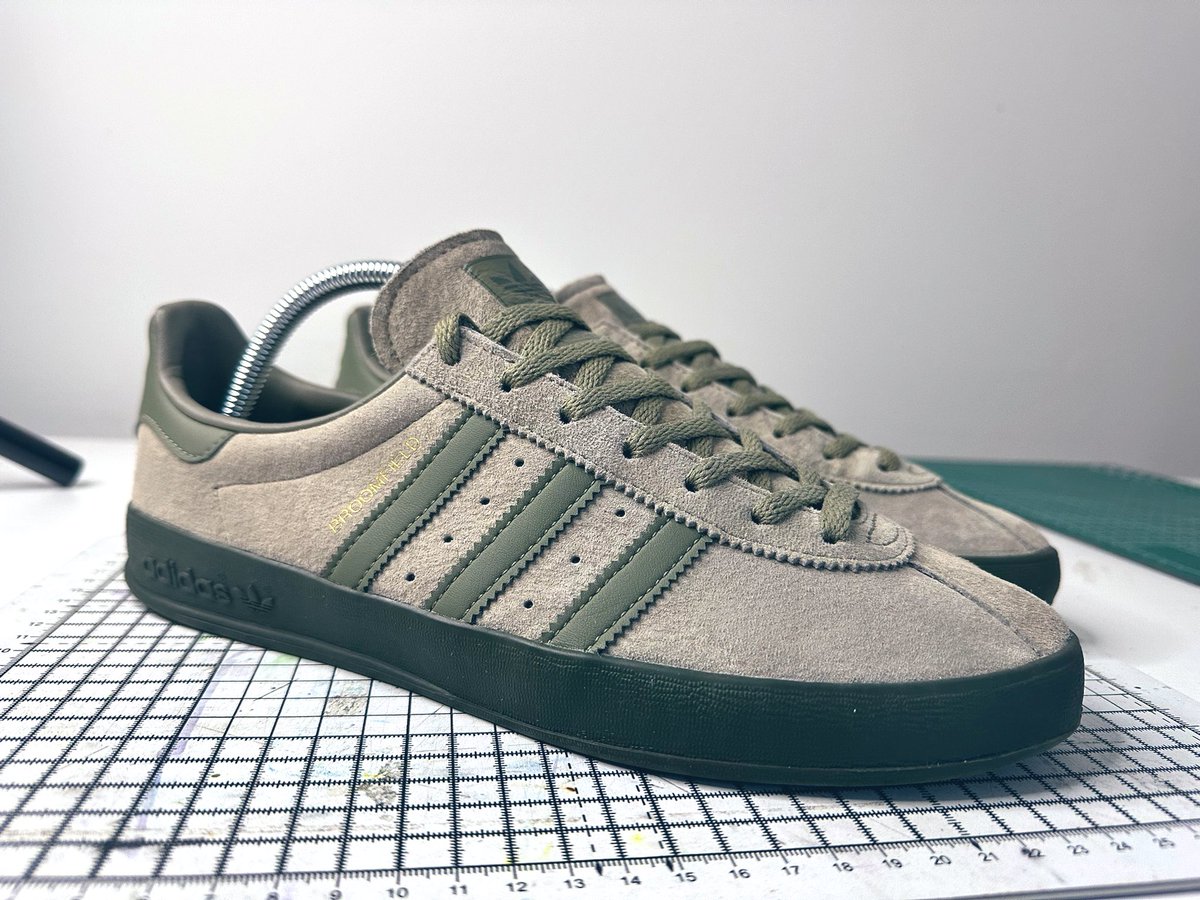 RE5 Customs tweet media