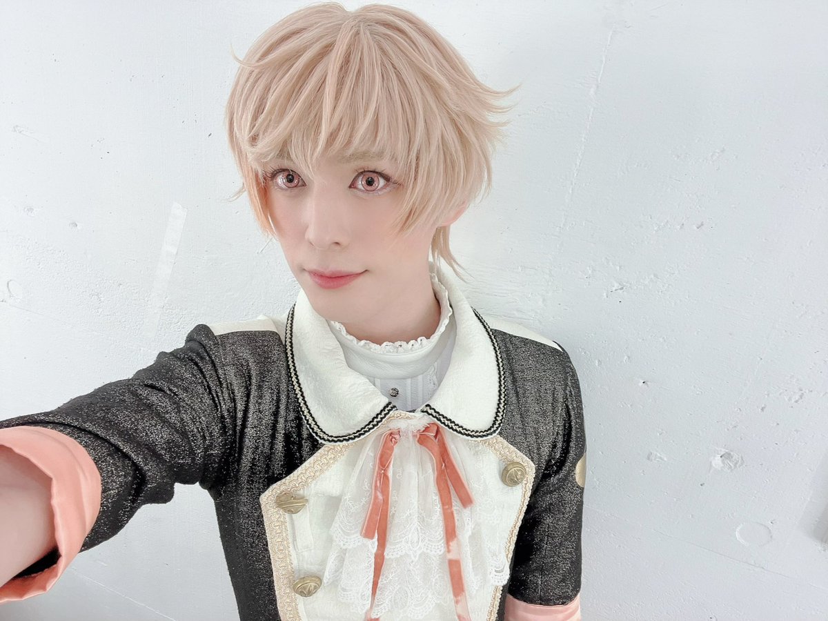 0909Ryugi's tweet photo. #刀剣乱舞-ONLINE-
#刀剣乱舞九周年
おめでとうございます㊗️！！

出会ってから本当に色々な経験をさせて頂いています！
出会っていなければ味わうことのなかった景色を観せて頂けています。
これから先さらにどんな景色観せていただけるのか
とても楽しみです😊
幸運がこれからも訪れますように！ https://t.co/zGKGbDJgnk