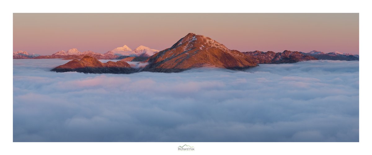 Land Ahoy! After a good 45 minute climb I managed to get above the inversion on Friday. The golden light hitting Ben Ledi and the peaks of the The Trossachs was amazing. #fsprintmonday #wexmondays #sharemondays2024 #Scotland