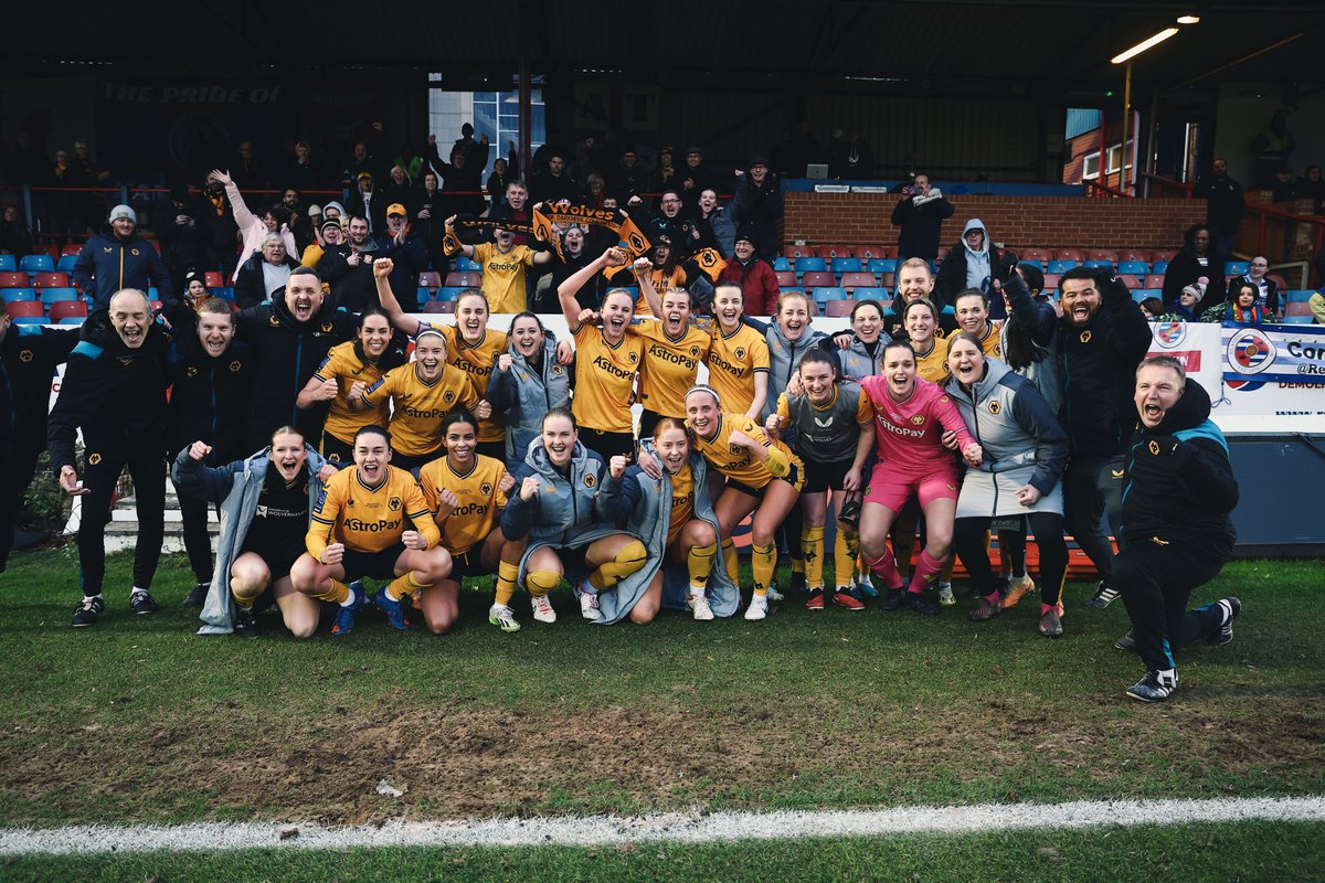 HISTORY MAKERS 🐺