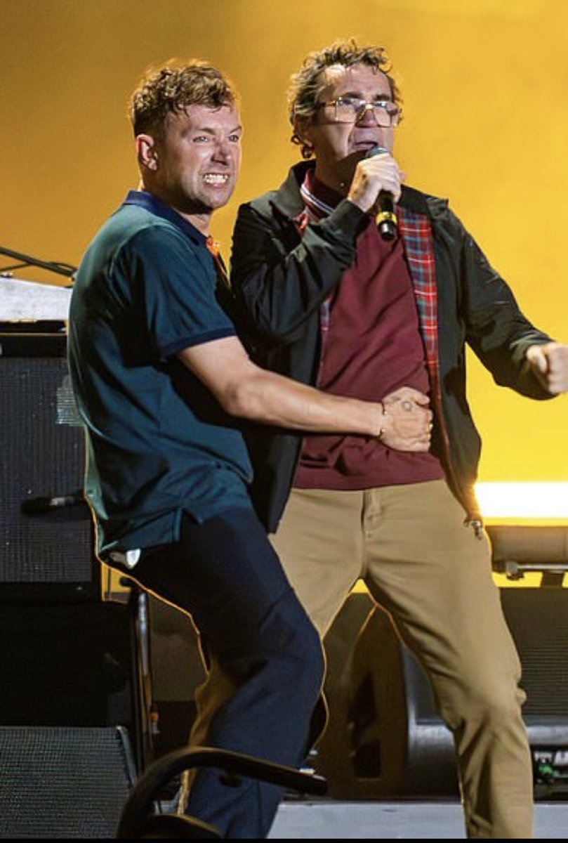 1phildaniels's tweet photo. Wembley 2023 .. me and me old mucker @Damonalbarn .. #blur #wembley #baracuta https://t.co/ra7Jvp3SNg