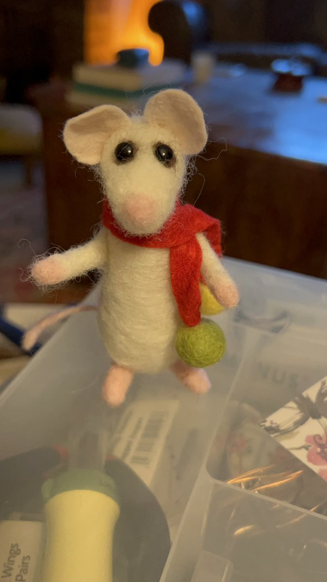 BettePants's tweet photo. My little mouse has ears and a nose and a scarf now.
This is #nicetwitter
Hang out here with me for more lovely rubbish ๐ฅฐ https://t.co/Gz78dMtAqX