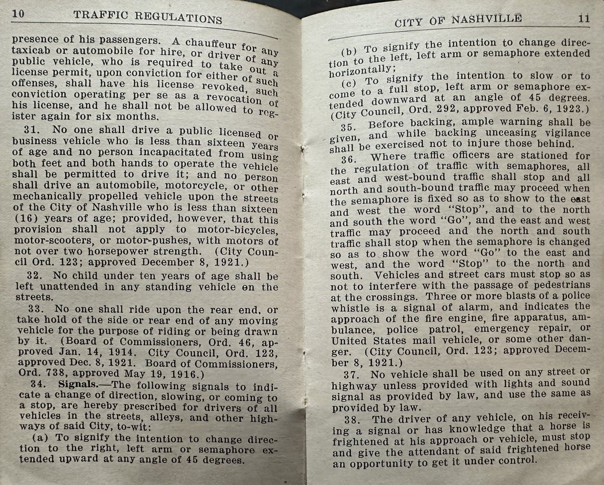 100 years ago our traffic laws in Nashville required motorists to signal with their left hand out the window every time they turned or changed lanes. @NashvilleDOT