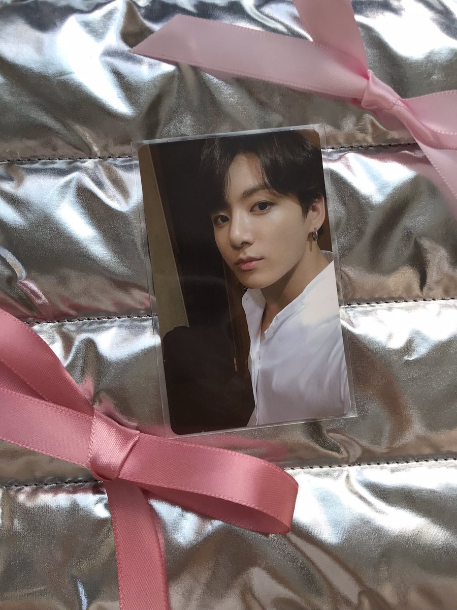 jinsbasket's tweet photo. wts lfb jungkook memo of 2019 blu ray 

🎀 onhand
🎀 mint condition 
🎀 5,000 php
🎀 additional 15 php packaging fee
🎀 mop : gcash
🎀 mod: shopee check out, ggx, sdd 

dm for more pc details :) https://t.co/VNRGoyOIOi