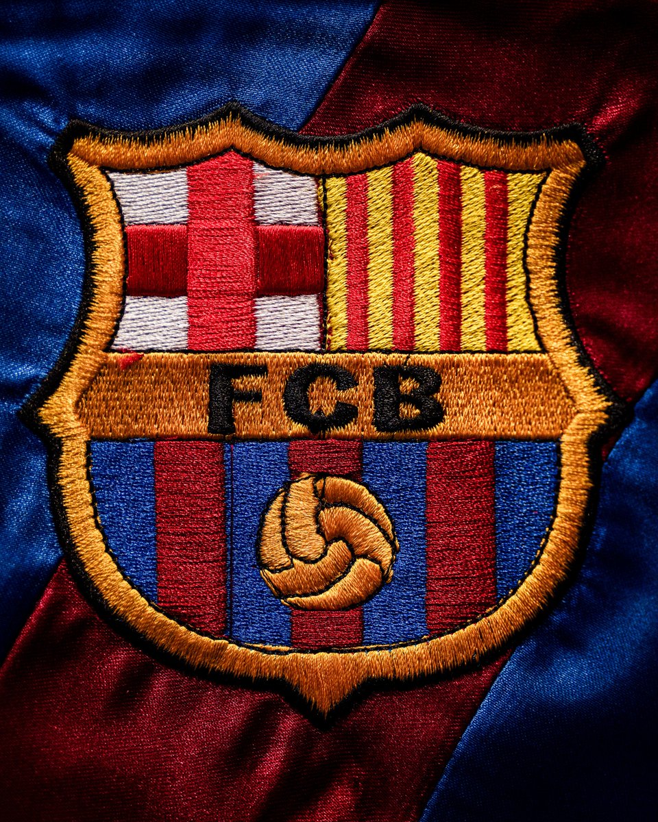 FCBarcelona's tweet image. 𝐁𝐚𝐫𝐜̧𝐚 𝐢𝐬 𝐋𝐢𝐟𝐞.
𝐓𝐡𝐞 𝐫𝐞𝐬𝐭 𝐢𝐬 𝐣𝐮𝐬𝐭 𝐝𝐞𝐭𝐚𝐢𝐥𝐬.
#𝐄𝐥𝐂𝐥𝐚́𝐬𝐢𝐜𝐨