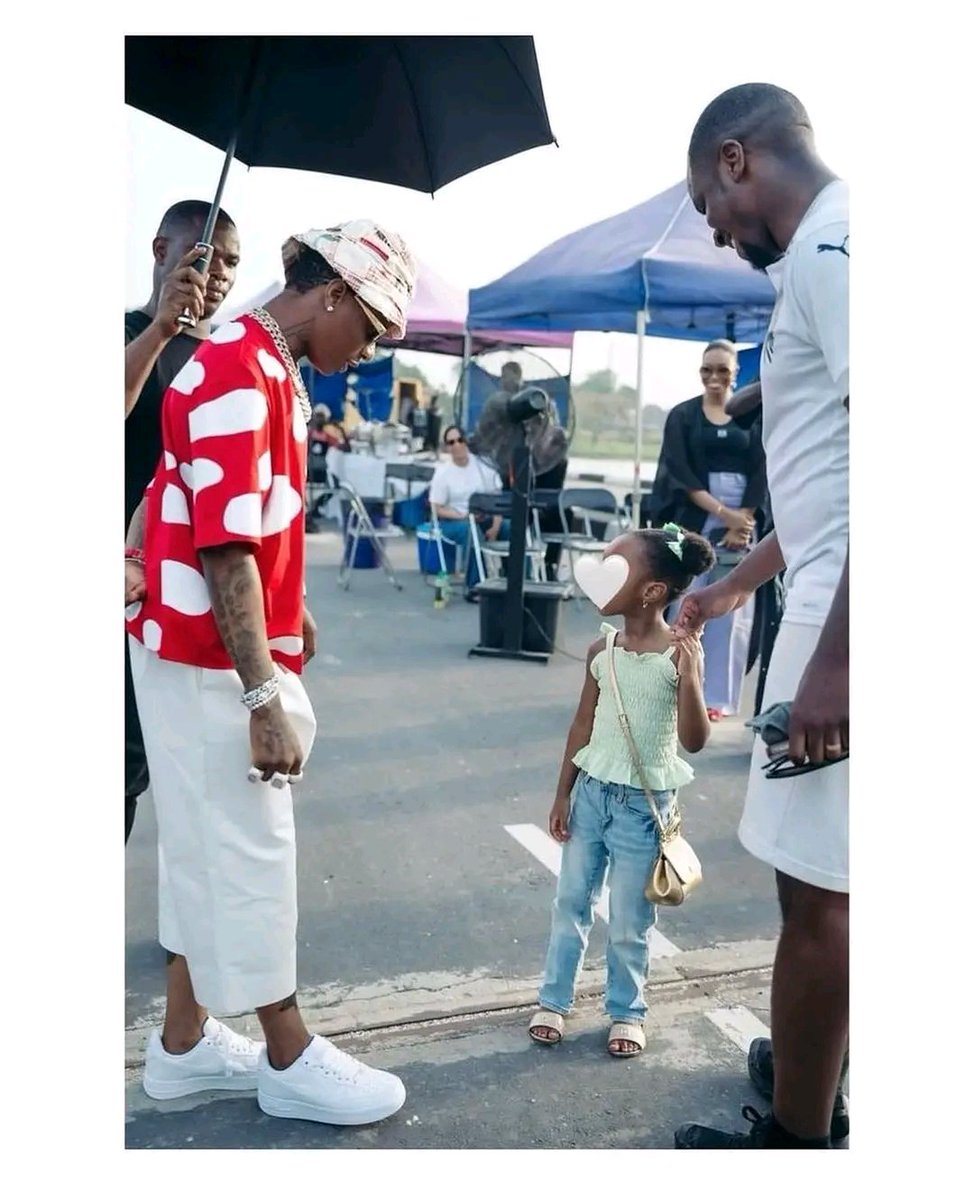 naija002's tweet photo. Behind The Scene: Wizkid &amp; Zlatan’s “IDK” 📹

🎥 Director K https://t.co/NZ6VTuErhr
