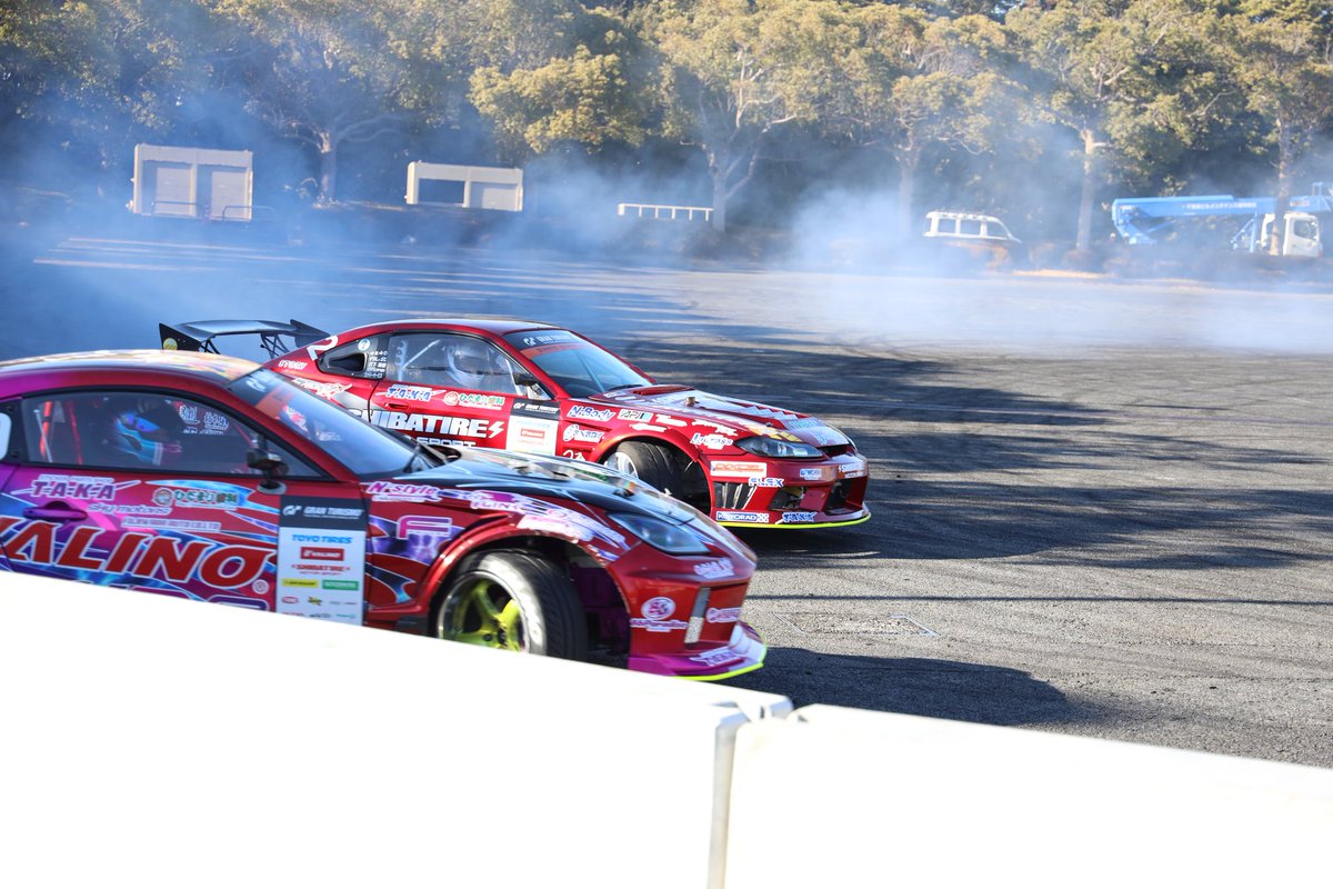 kira1219_'s tweet photo. 2024/01/14
東京オートサロン
D1GP キックオフドリフト
#D1GP
#D1
#GR86
#ドリフト
＃バリノ
#追走
#s13 v8
#中村直樹
#VARINO
#壁寄せ https://t.co/vmAe89Gl4s
