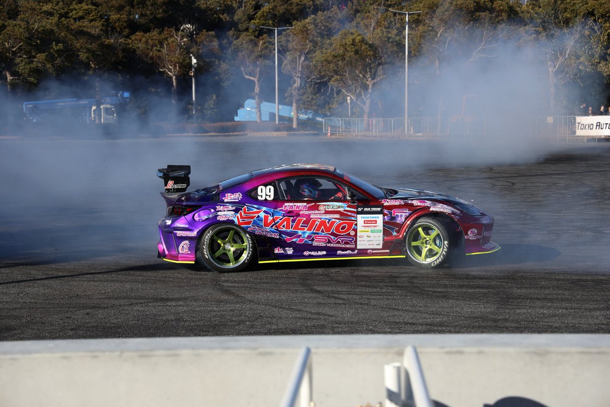 kira1219_'s tweet photo. 2024/01/14
東京オートサロン
D1GP キックオフドリフト
#D1GP
#D1
#GR86
#ドリフト
＃バリノ
#追走
#s13 v8
#中村直樹
#VARINO
#壁寄せ https://t.co/vmAe89Gl4s