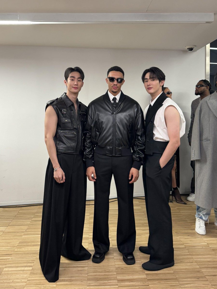 kidna_ksn's tweet image. ได้เห็น #ฟอสบุ๊ค บนเพจ #Mainstand เพจระดับล้านฟอล

ปริ่มนะ 👉🏻 📸 Look at this post on Facebook facebook.com/share/vG7RxxCz…

#fforce_ @fforcejs 
#kasibook @kasibook