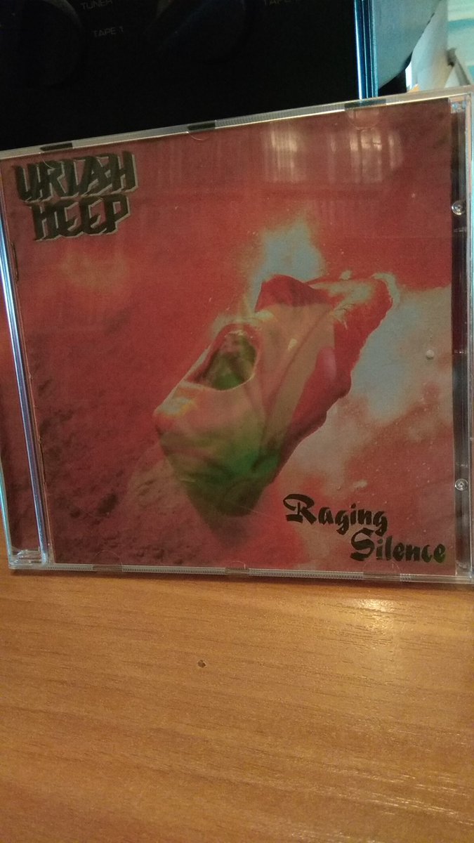 frankis666's tweet photo. Uriah Heel - Raging silence https://t.co/TocsEGsLDA