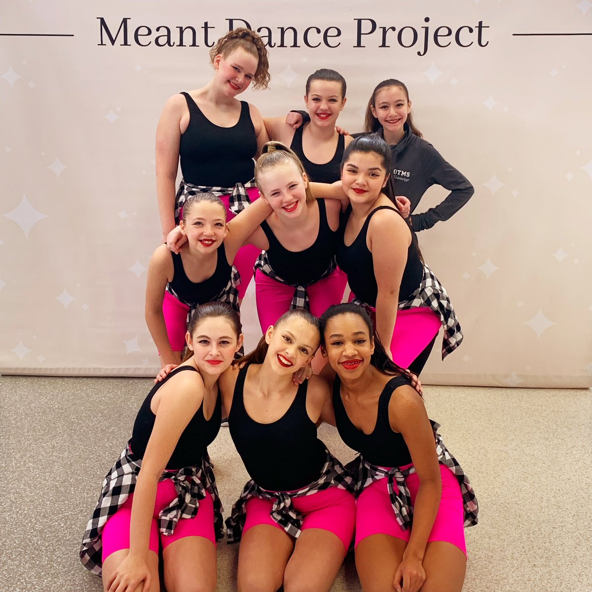 otms_dance's tweet photo. We had such a great day of dancing at #MissKansasDanceFestival yesterday! Thank you to all the family, friends, former Tigerettes, and teachers who braved the subzero temperatures to come out and support us! 💙🤍 https://t.co/k1BxPmUfsg
