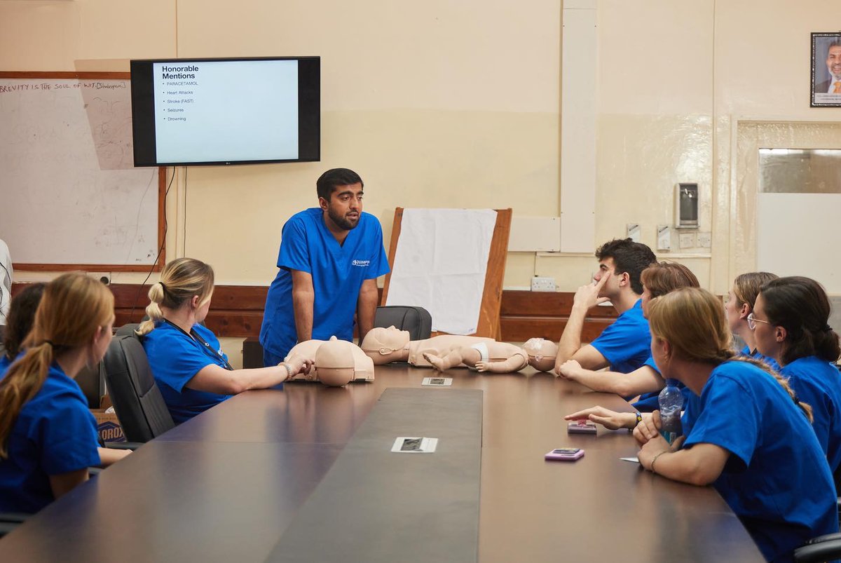 IMAFoundation's tweet image. Interns at IMA actively participate in Clinical Simulation Sessions, a vital aspect of providing practical skills crucial for real-world situations. One noteworthy session is the simulation... More: ow.ly/ulo450QqKPR

 #studyabroad #internshipsabroad #premed #kenya
