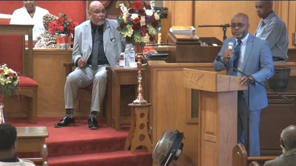 Pierce4NCHouse's tweet photo. Thank you to Rev. Danny Jones for allowing me to address the congregation at Twilight Missionary Baptist Church this morning.
#pierce4nchouse #rodneytoraleigh #Election2024 #ncpol #ncvoting #ncga #service #democracy #democrat #NC27 https://t.co/MYzTnvx8Dg