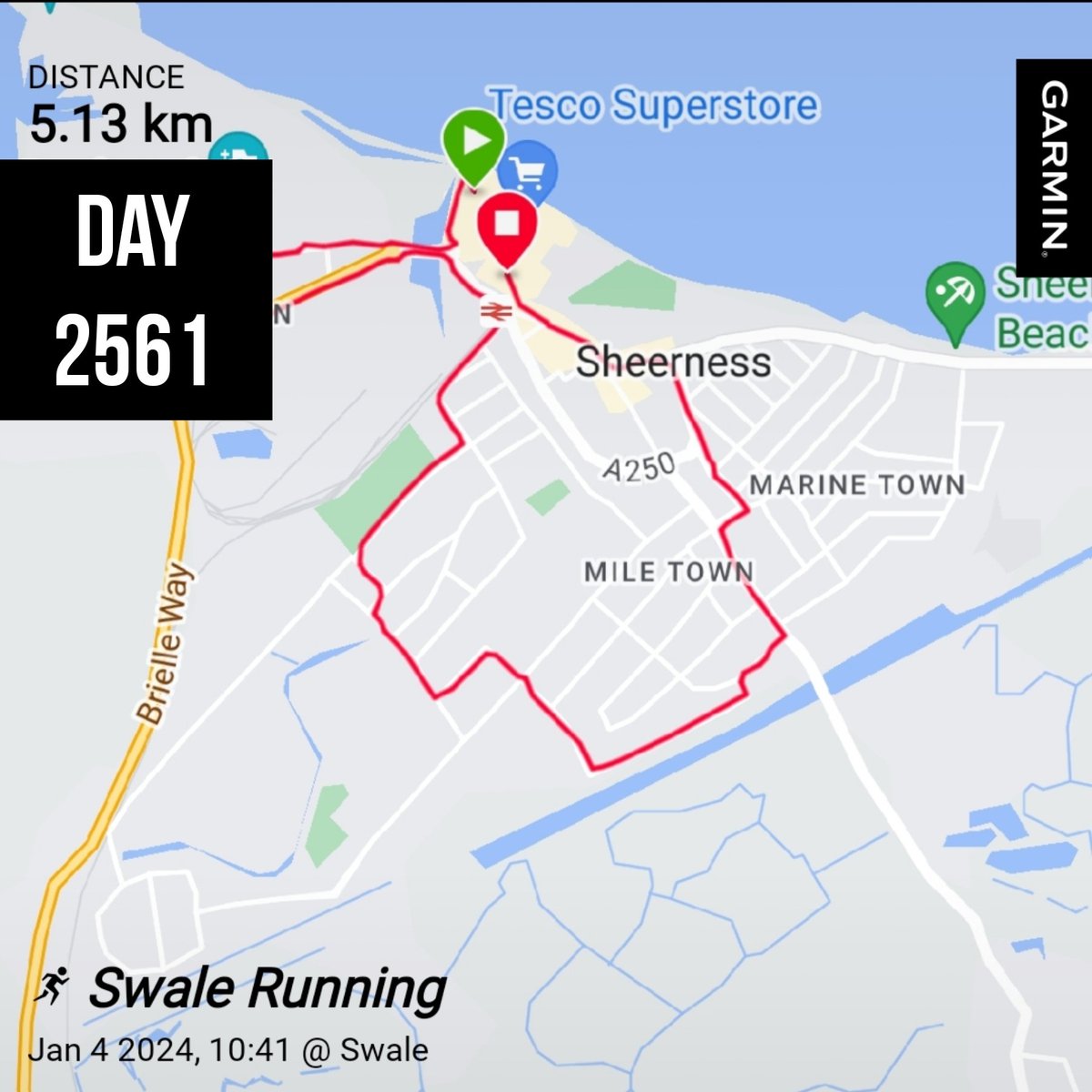 Lee365run tweet media