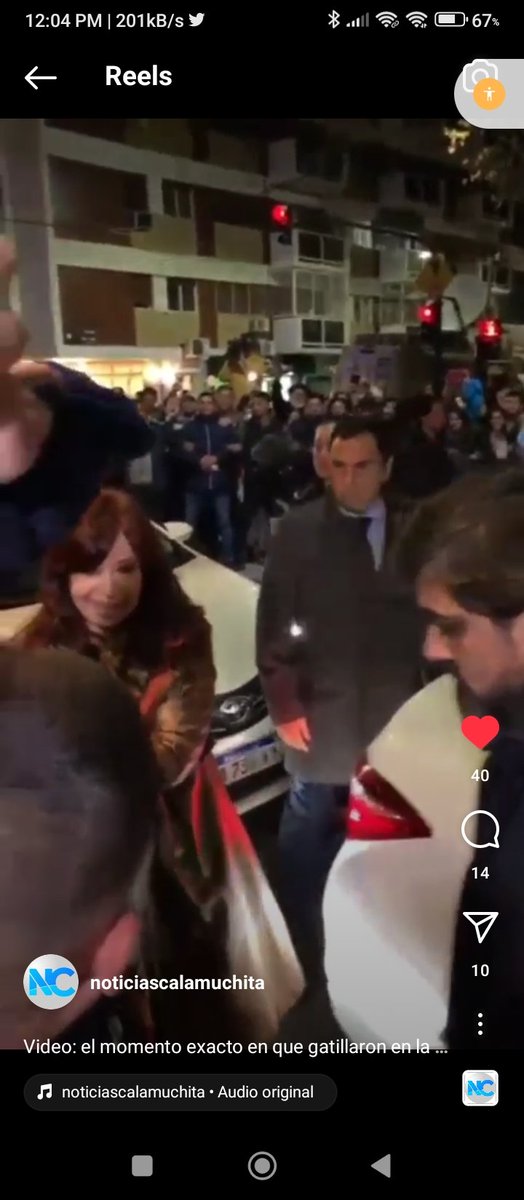 alexjbeta2303's tweet photo. @mrbanchs @T_E_S_L_A_ @Pnitv.news.vzla66.Lic:#9.566. MINCI.Noticias.Arg.Última noticia!se desconoce la fecha del incidente con el engatillamiento del arma homicida frustrado calificado y engatillamiento del arma a la ex Crystina.Skigtner en el video de una noticiera regional de arg. https://t.co/hSa8O2pyzq