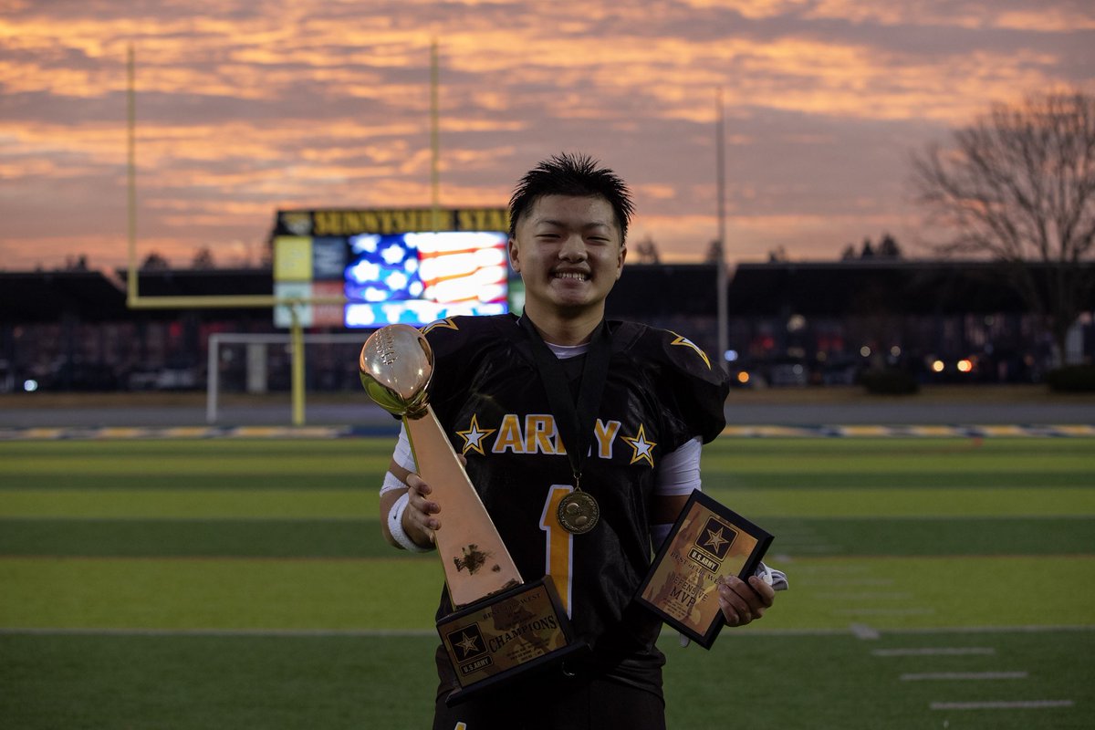 VianVang7's tweet photo. Had a great time at the Army Best of the West All Star game!! Was nominated D MVP @CVMDistrict @R0bG0lden #BestoftheWestAllStar #DMVP https://t.co/AO5ePQf99C