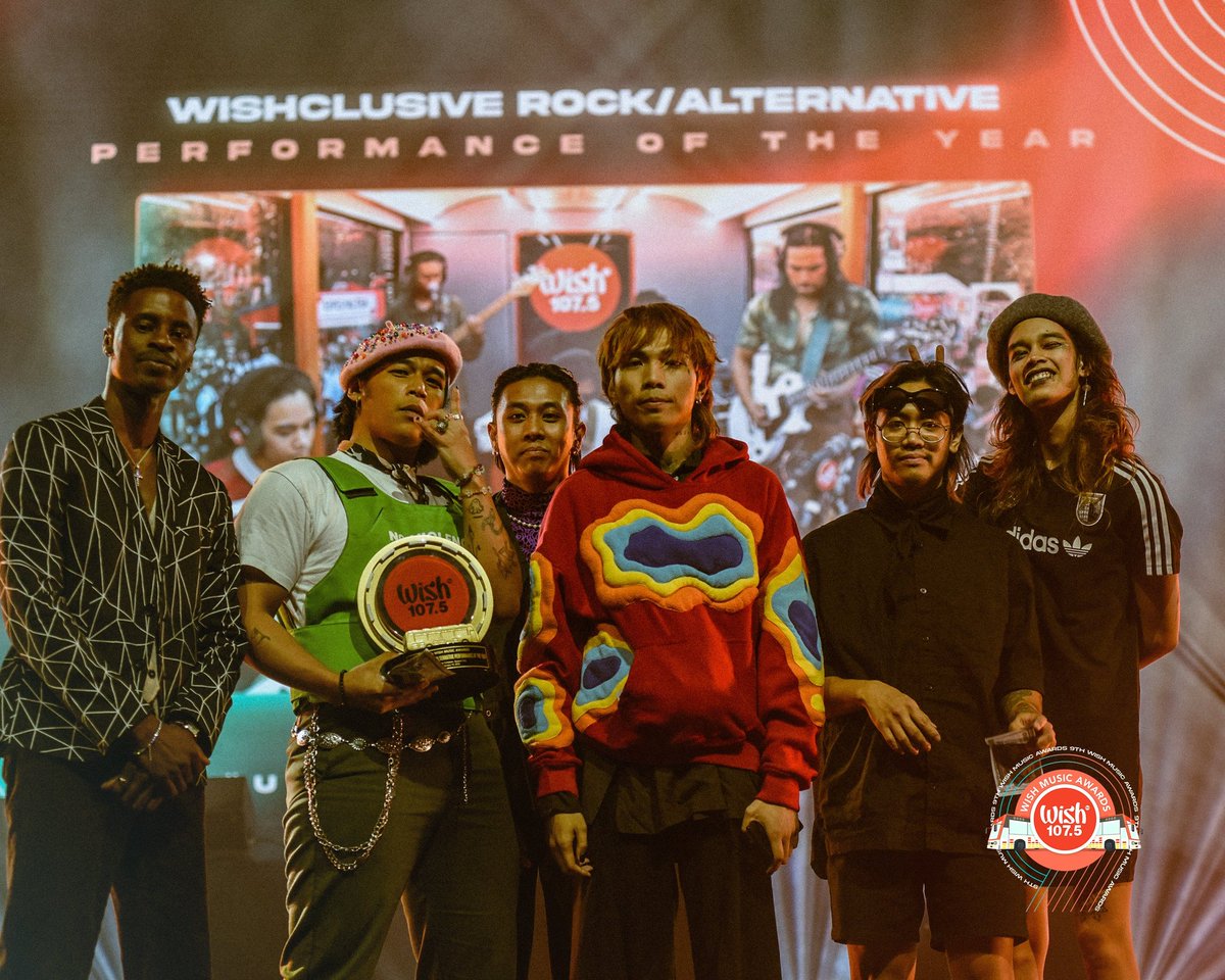 NgipinNgDilaw's tweet photo. CøngRatülatioN$ 🎉 for ba99ing 🛍️🧳  Wishclusive Rock/Alternative Performance of the Year Award for Uhaw(Tayong Lahat)💦 at 9pre sA 1st ☝️(syürbölz nöt thé lÄst) Araneta perf 🎤🎸 @DilawBand 💛 D MagsAsawAn9 i$igAw na Proüd kami sainyo kHt sûmAk8 päng aMin9 m9a esøphägus2x 💛🦷💛 https://t.co/x1kLXg3ajG
