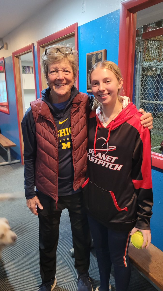 david_brogan's tweet photo. Being a huge Michigan Fan and your daughter gets to meet with the GOAT of College softball coaches. Got to see first hand what badassery is...What an honor!!! @UMCoachHutch @planetfastpitch https://t.co/svoetS607B