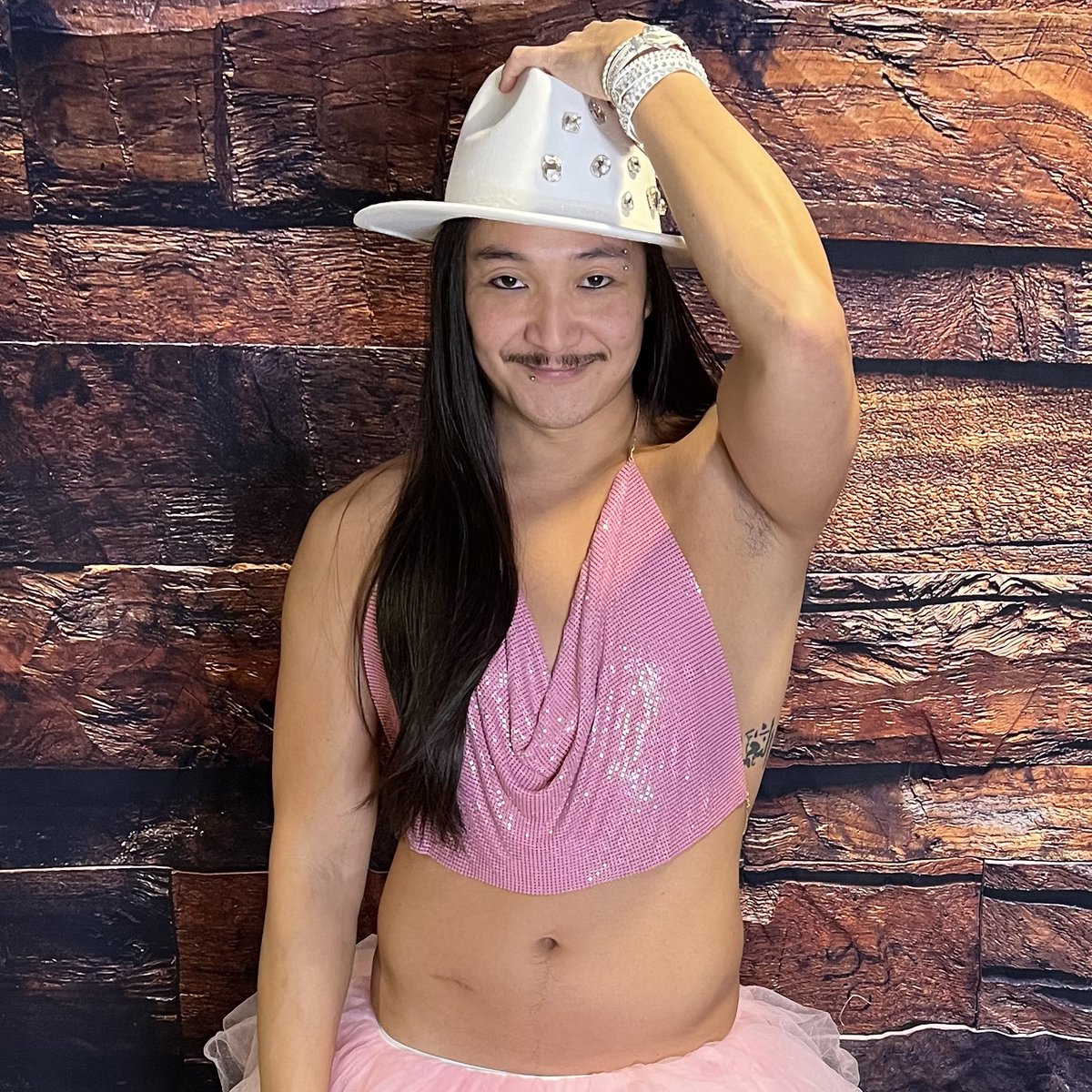 Bromine Zaddy tweet media