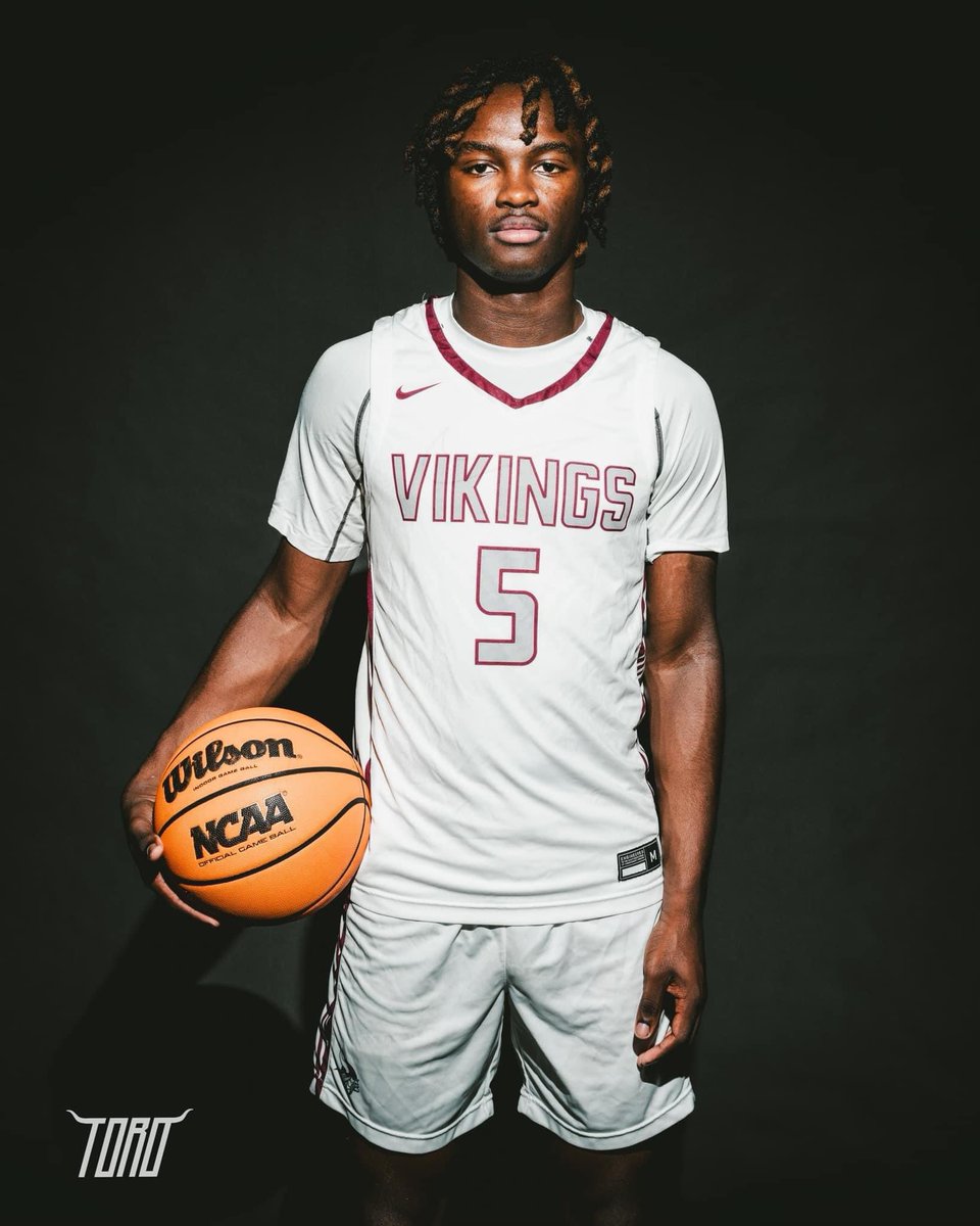 Guess who's back up in the building 🔥🔥🔥🔥🔥🔥🔥 let's get it fam <a href="/JamalWare_/">Jamal Ware</a> <a href="/REALFITYAK/">YAK THE TRAINER</a>