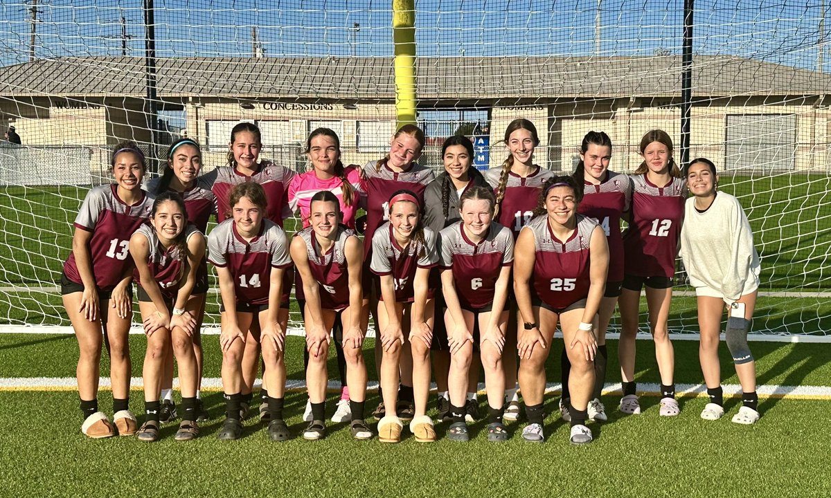 Davenport Lady Wolves headed to Corpus Christi this weekend for the Gulf Coast Classic. After a tough 0-2 loss to a talented Los Fresnos team, the Wolves responded with a 2-0 win over CC Veterans Memorial and a convincing 4-1 victory over Flour Bluff. 

<a href="/DavenportWolves/">DHS Wolves Athletics</a>