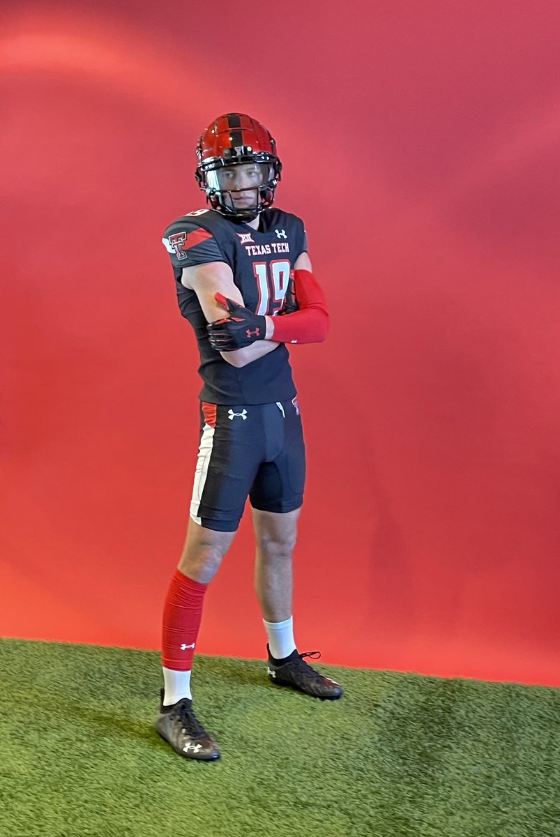 Thankful for a great visit at Tech this weekend. 
<a href="/TexasTechFB/">Texas Tech Football</a> <a href="/JoeyMcGuireTTU/">Joey McGuire 🌵</a> <a href="/ZKittley/">Zach Kittley</a> <a href="/jkbtjc_53/">James Blanchard 🌵</a>
