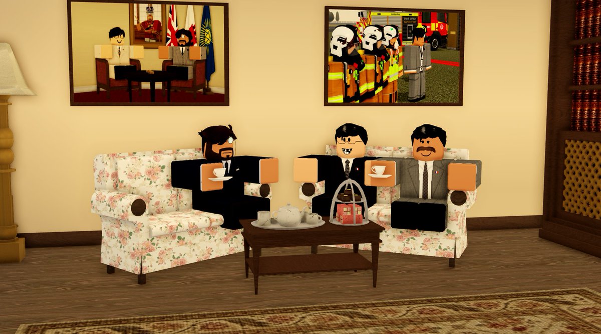 PresidentOfRF's tweet photo. 🇫🇷🤝 🇬🇮

This evening, The President and the Cabinet Minister for Foreign Affairs met with the Deputy Governor of Gibraltar. This was regarding the development of the RéрubIique Française, The current war status within Gibraltar and France's Admittance into the United Nations. https://t.co/yr3J9bu4q3