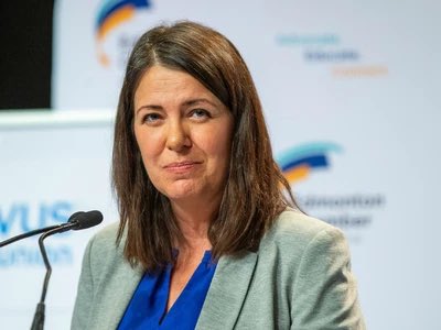 #Ableg

The ONLY thing less reliable than Alberta’s energy grid is Danielle Smith.

#Abpoli