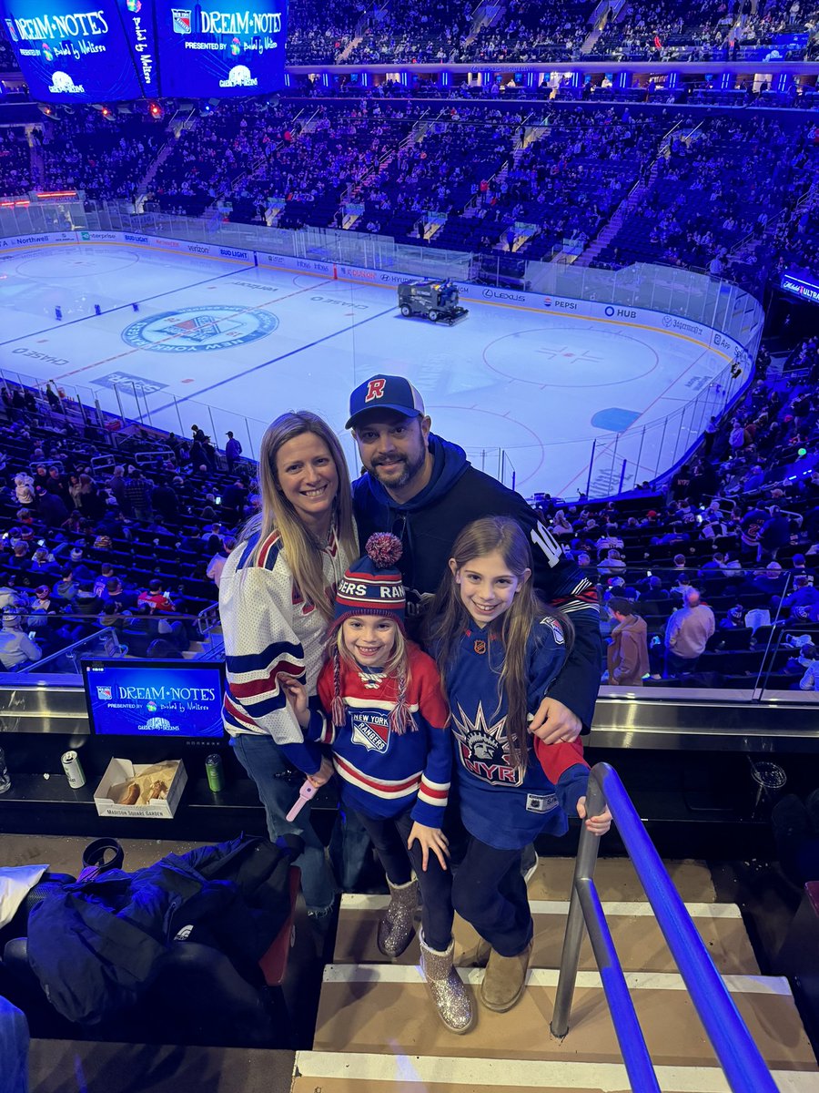 Justin Englander tweet media