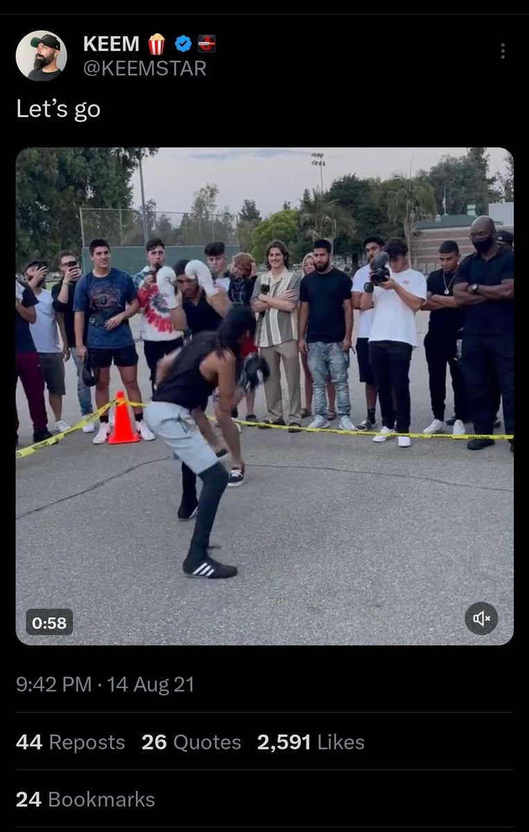 DaniMillerWI's tweet photo. @BoxingBoosted @OliviaGenoGG I'd also like her thoughts on this event too that happy punch threw. Considering she thinks breakout is "unsafe" for having a real actual ring, real ref with medical training and boxing coaches on standby. https://t.co/gocTSSB3WE