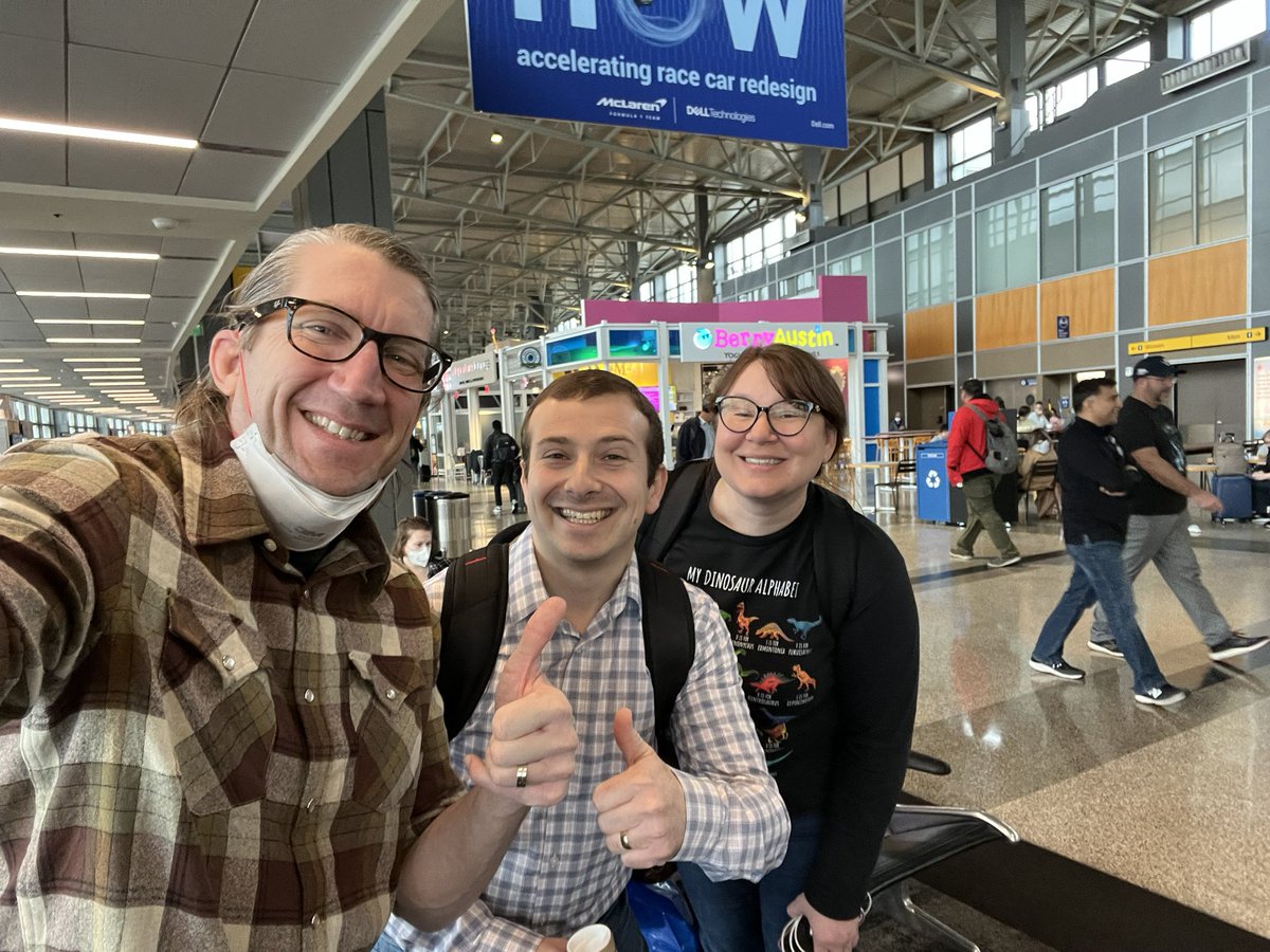 Randomly stumbling into Quality sidebar meetings at the airport with @ashfordmom and @JGroverEMSDoc on our way home from #NAEMSP2024 .one of the big benefits of these conferences is unplanned chat time with incredible leaders in our field.  Join us in San Diego at #naemsp2025