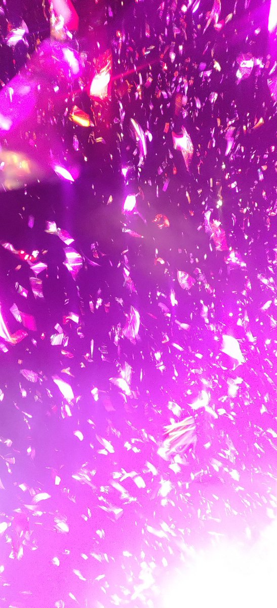 scripturient_dz's tweet photo. @DarshanRavalDZ 
Thank you darshan for the best night 
😭 it's been a year and it was really blast 

😂 jaane de ke lyrics bhul gaye yaar tum 

#darshanravalliveinpune
#darshanravalindiatour 
DARSHAN RAVAL INDIA TOUR https://t.co/mPmQS6G6EO